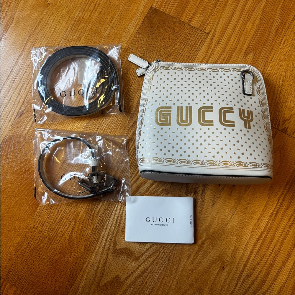 NWT Gucci “Guccy” Stars Mini Dome Shoulder Bag!